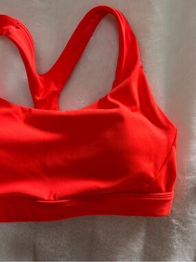 Athleta A-C ultimate bra in supersonic size Medium